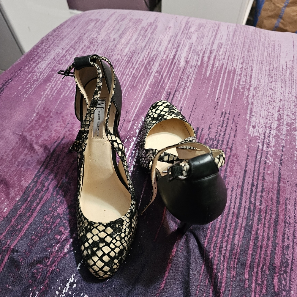Ladies heels by I.N.C. - Picture 6 of 8